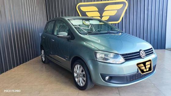 VOLKSWAGEN FOX 1.6 MI 8V FLEX 4P AUTOMATIZADO VOLKSWAGEN FOX 1.6 MI 8V FLEX 4P AUTOMATIZADO